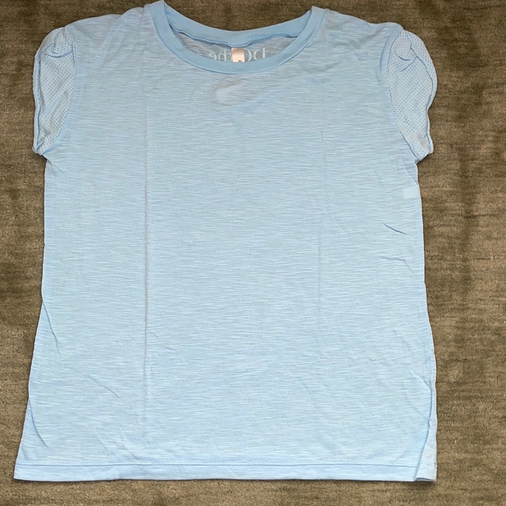 Lorna Jane T-Shirt - Size Medium